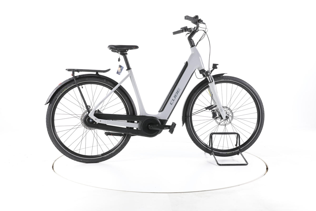 Cube Supreme Hybrid ONE City E-Bike Tiefeinsteiger - Image 1