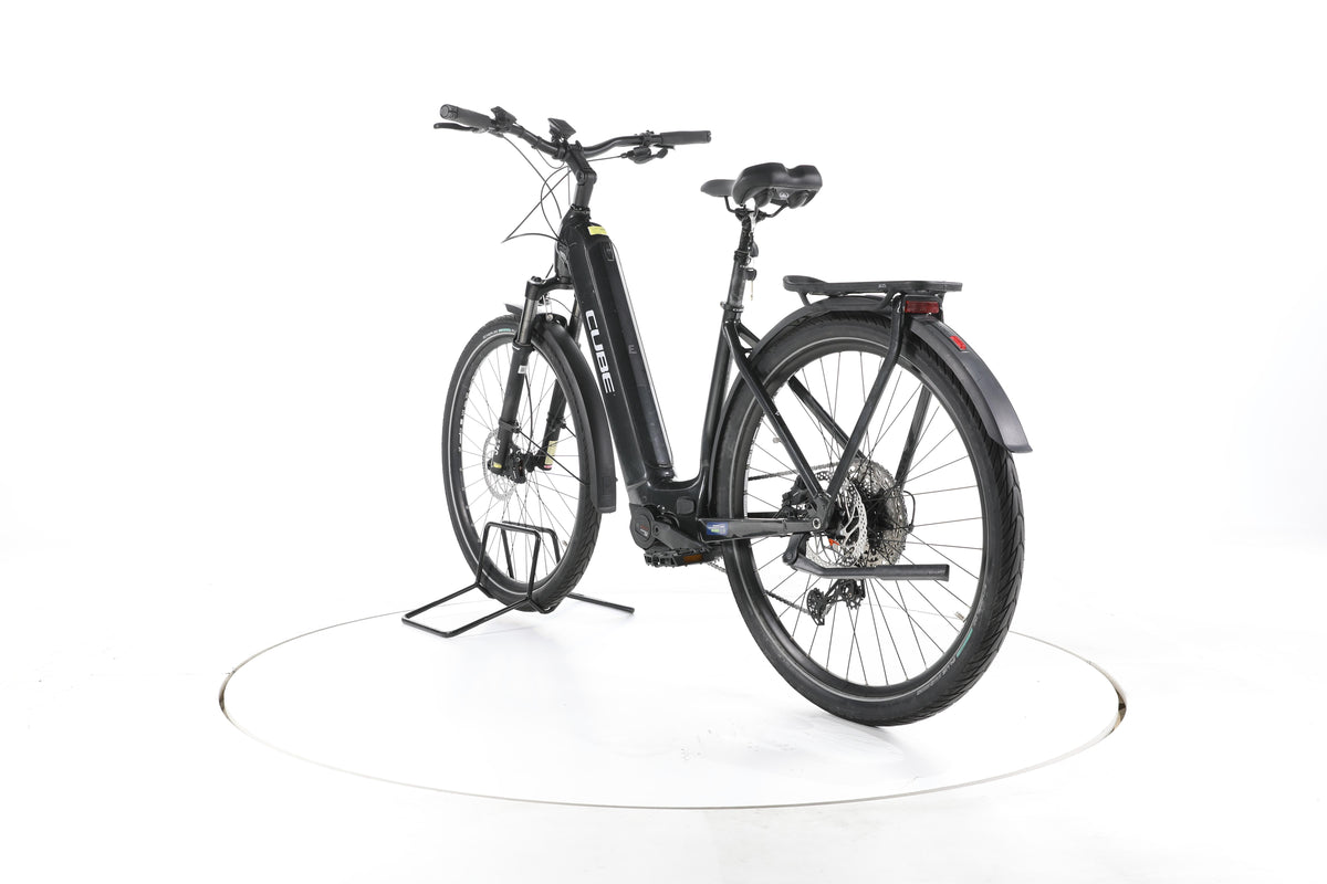 Cube Kathmandu Hybrid Trekking E-Bike Tiefeinsteiger - Image 9