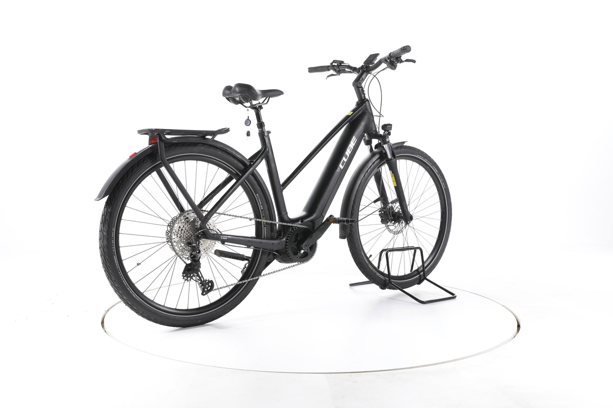 Cube Touring Hybrid Pro Trekking E-Bike - Image 12