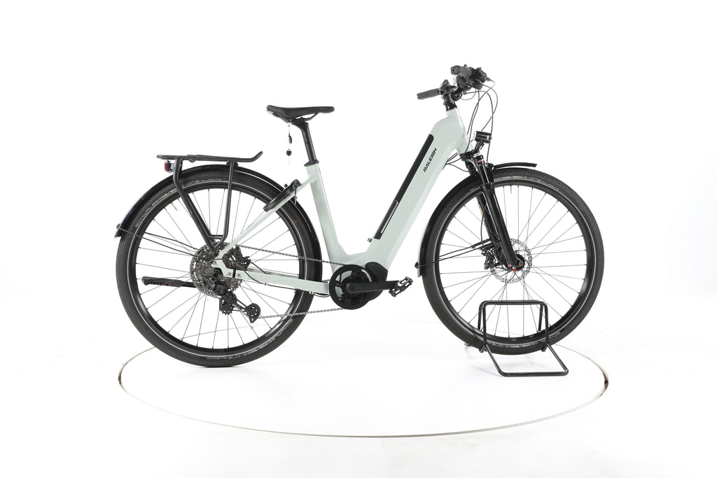 Raleigh Dundee 11 Trekking E-Bike Tiefeinsteiger - Image 1
