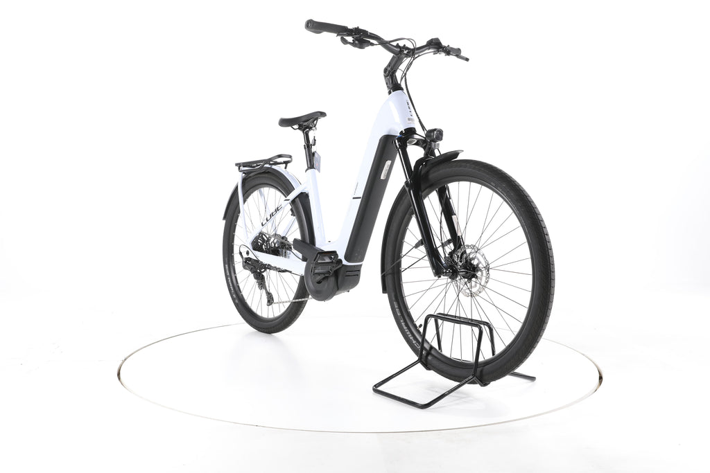 Cube Kathmandu Hybrid ONE Trekking E-Bike Tiefeinsteiger 2025 - Image 3