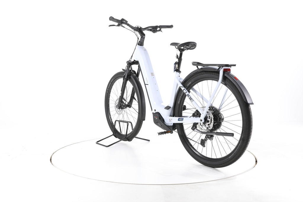 Cube Kathmandu Hybrid ONE Trekking E-Bike Tiefeinsteiger 2025 - Image 9