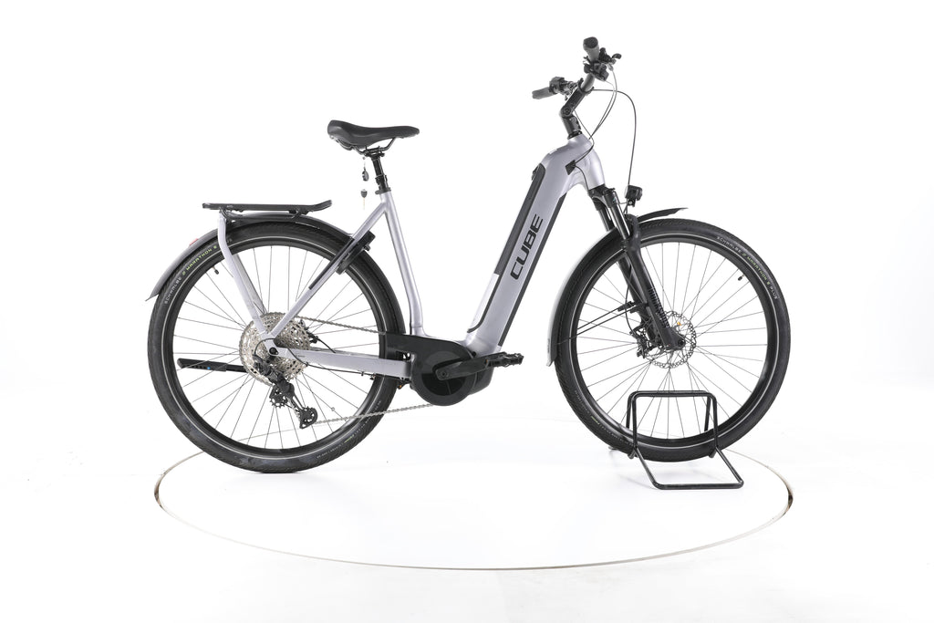 Cube Kathmandu Hybrid SLX Trekking E-Bike Tiefeinsteiger - Image 1