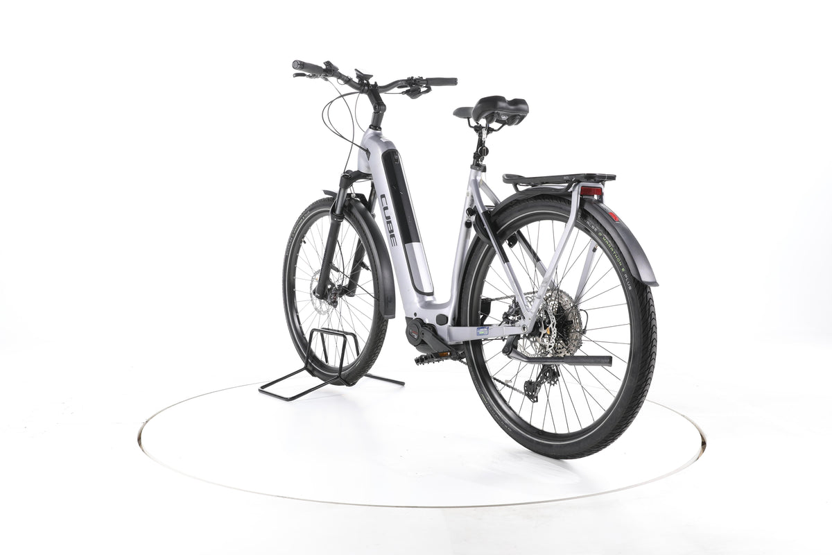 Cube Kathmandu Hybrid SLX Trekking E-Bike Tiefeinsteiger - Image 9