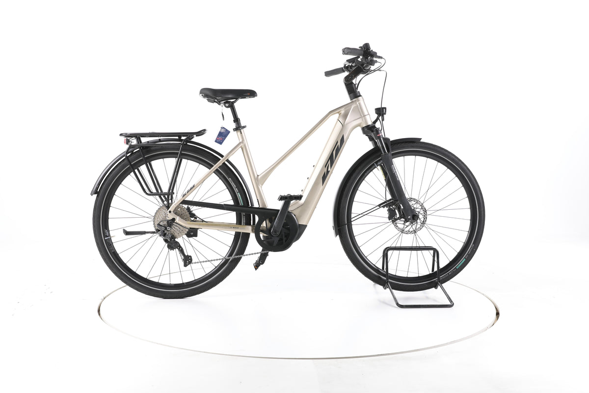 KTM Macina Style 740 Trekking E-Bike - Image 1