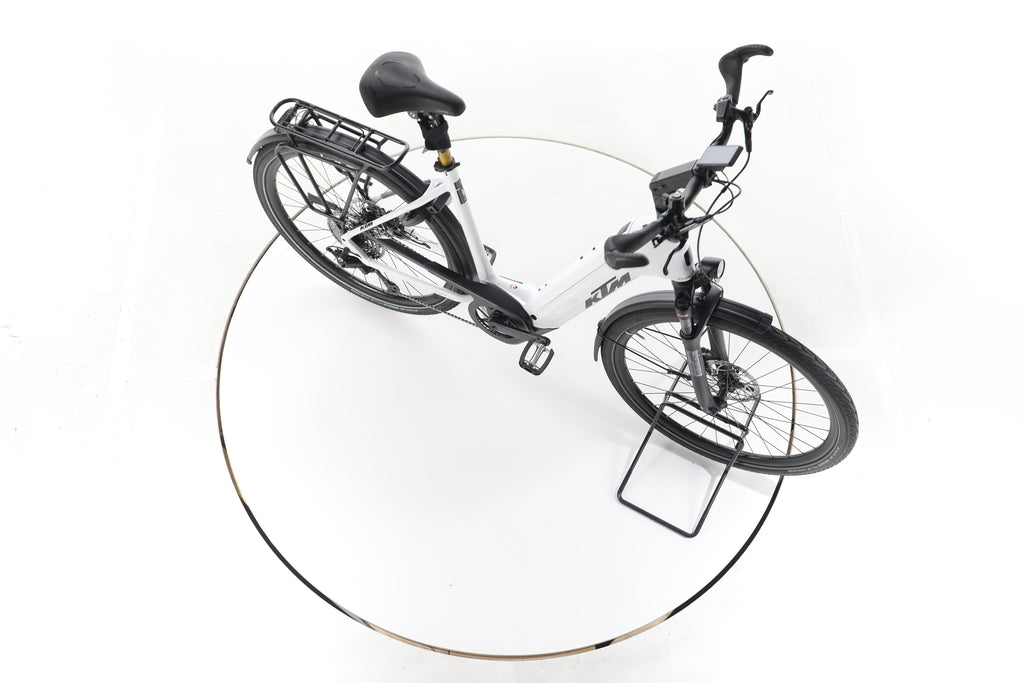 KTM Cento 10 Plus Trekking E-Bike Tiefeinsteiger 2025 - Image 14