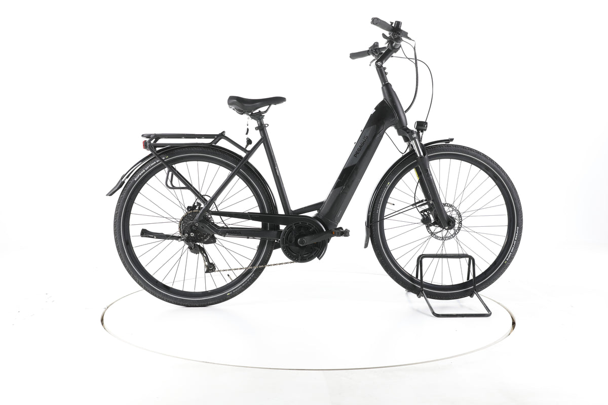 Pegasus Soler EVO 9 Trekking E-Bike Tiefeinsteiger - Image 1