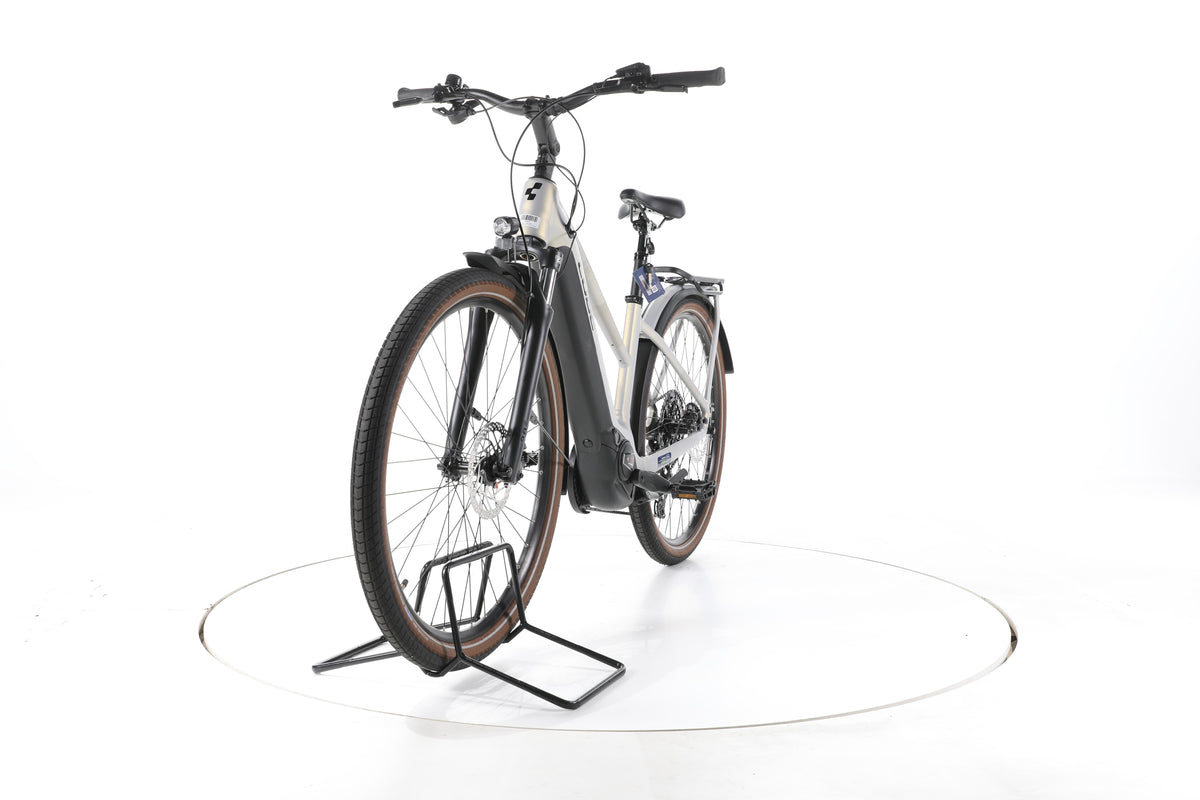 Cube Touring Hybrid Pro 625 Trekking E-Bike - Image 5