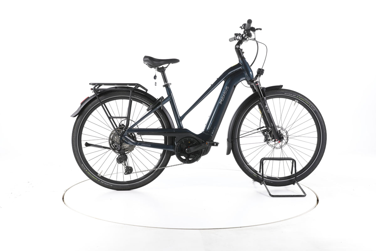 Pegasus Premio EVO 11 Trekking E-Bike Tiefeinsteiger - Image 1