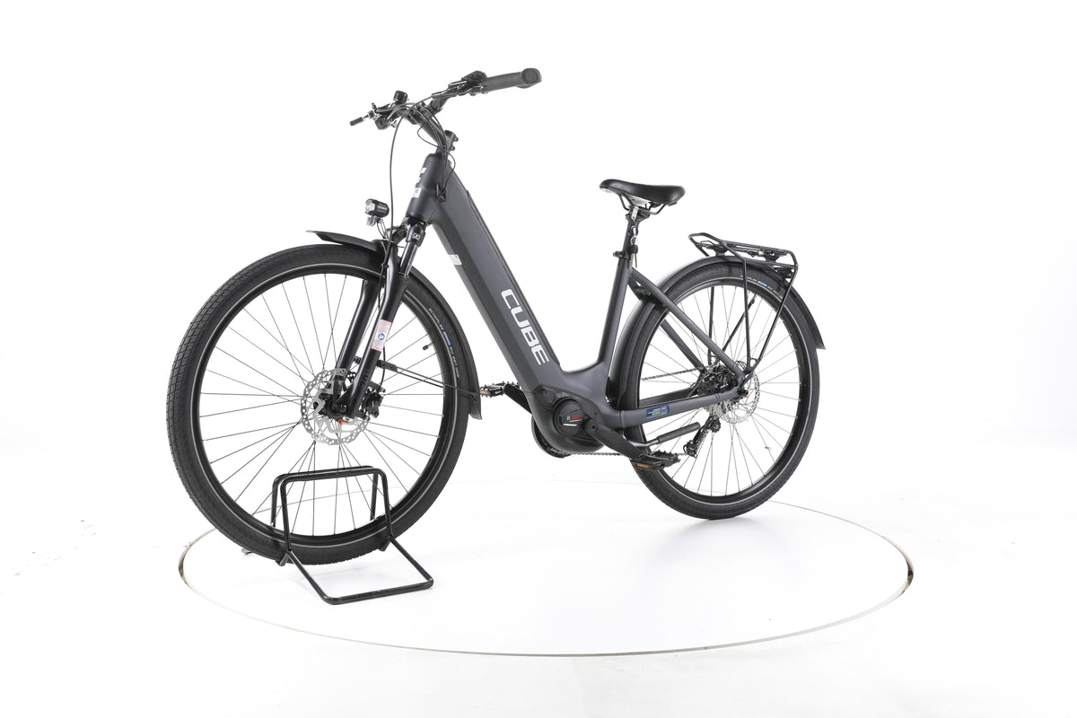 Cube Touring Hybrid One Trekking E-Bike Tiefeinsteiger - Image 6