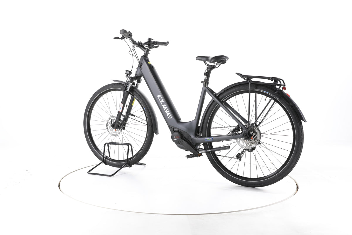 Cube Touring Hybrid One Trekking E-Bike Tiefeinsteiger - Image 8