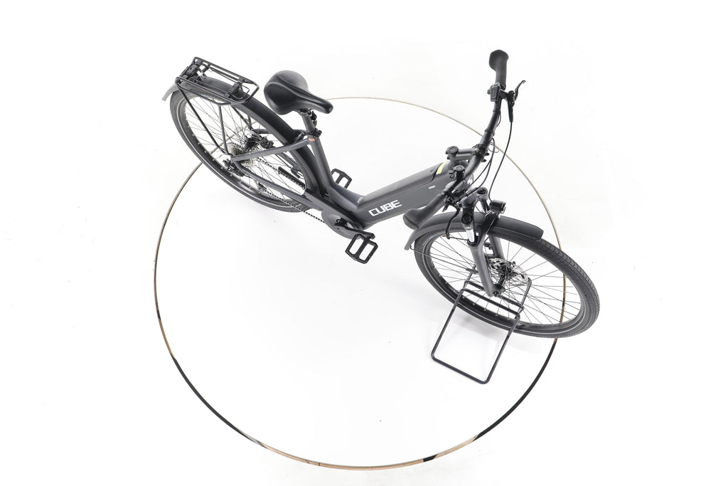 Cube Touring Hybrid One Trekking E-Bike Tiefeinsteiger - Image 14