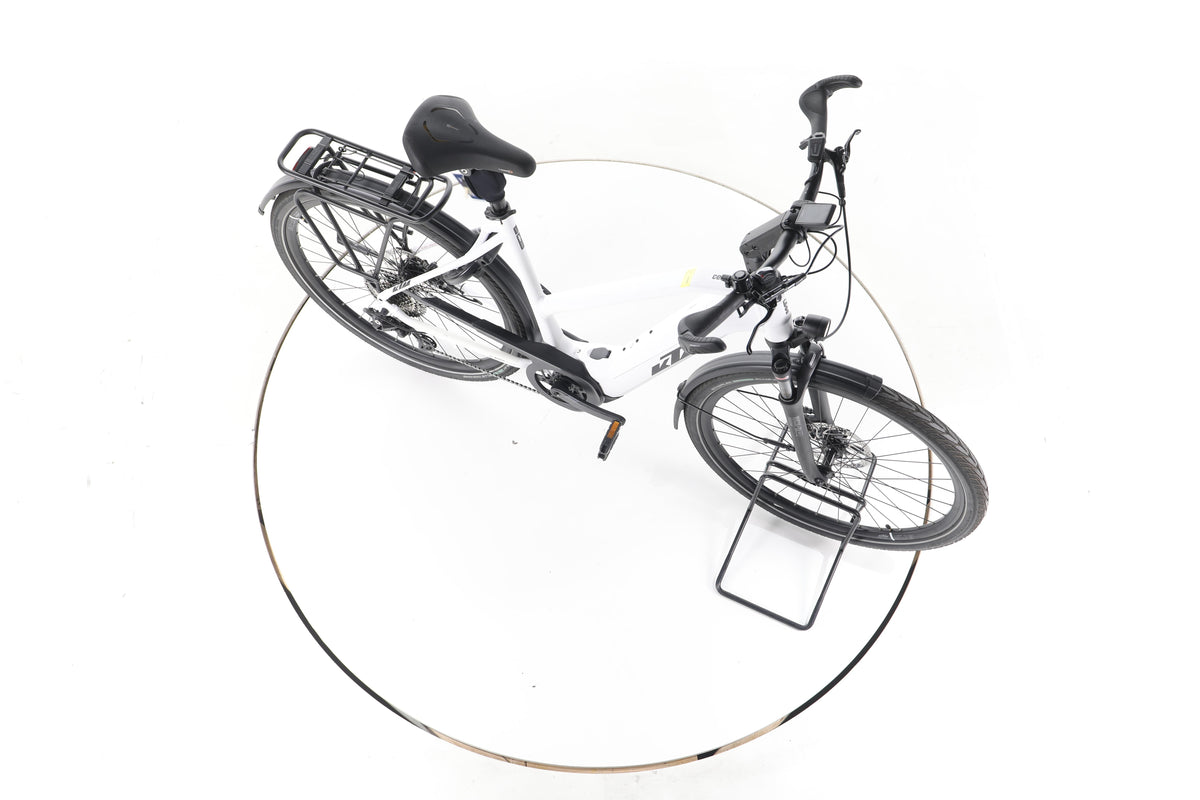 KTM Cento 10 Plus Trekking E-Bike - Image 14