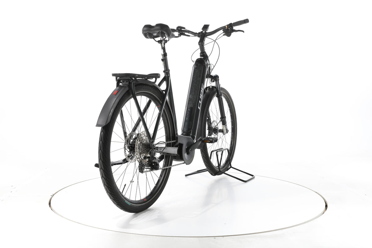 Cube Kathmandu Hybrid EXC Trekking E-Bike Tiefeinsteiger - Image 11