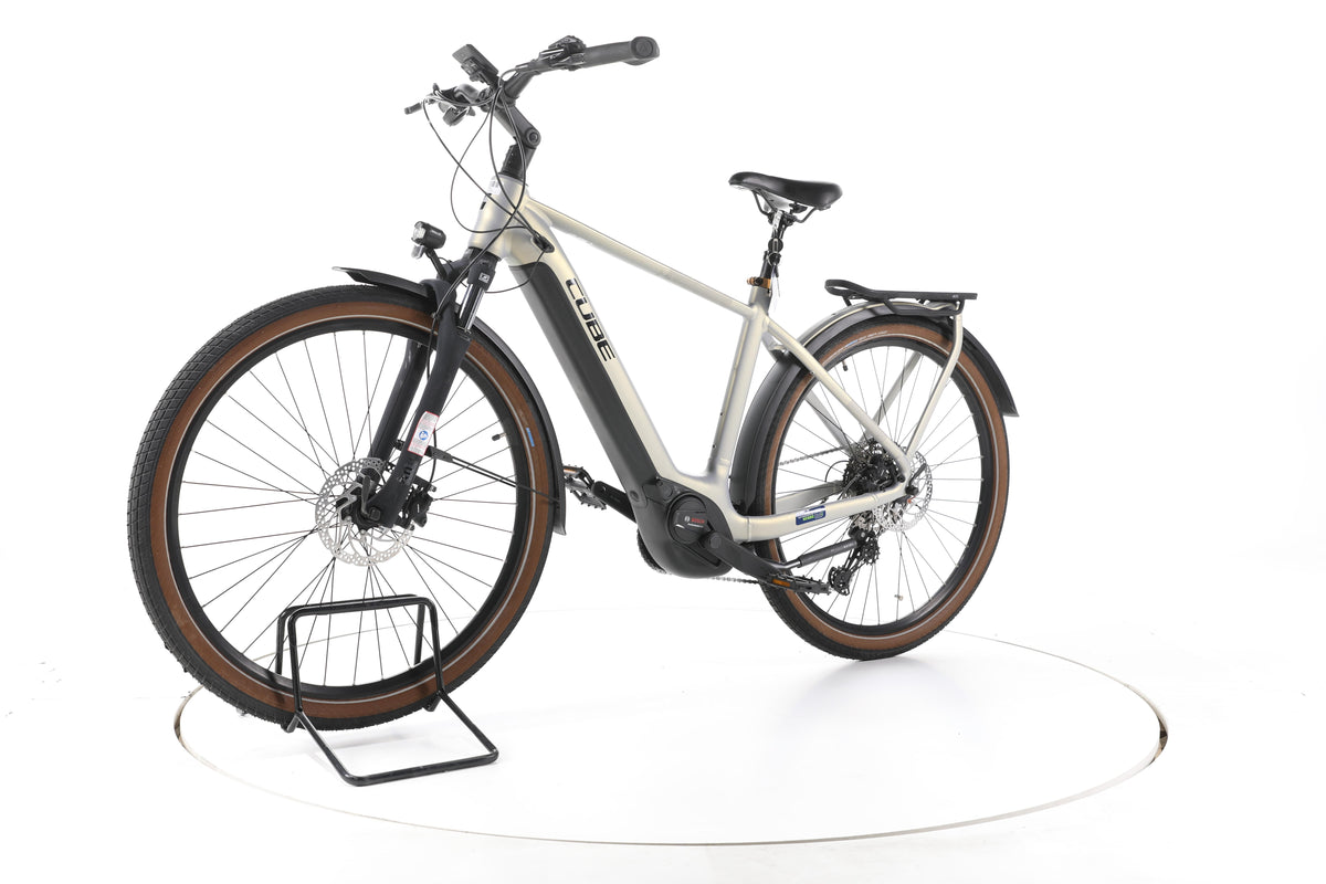Cube Touring Hybrid Pro 625 Trekking E-Bike 2024 - Image 6