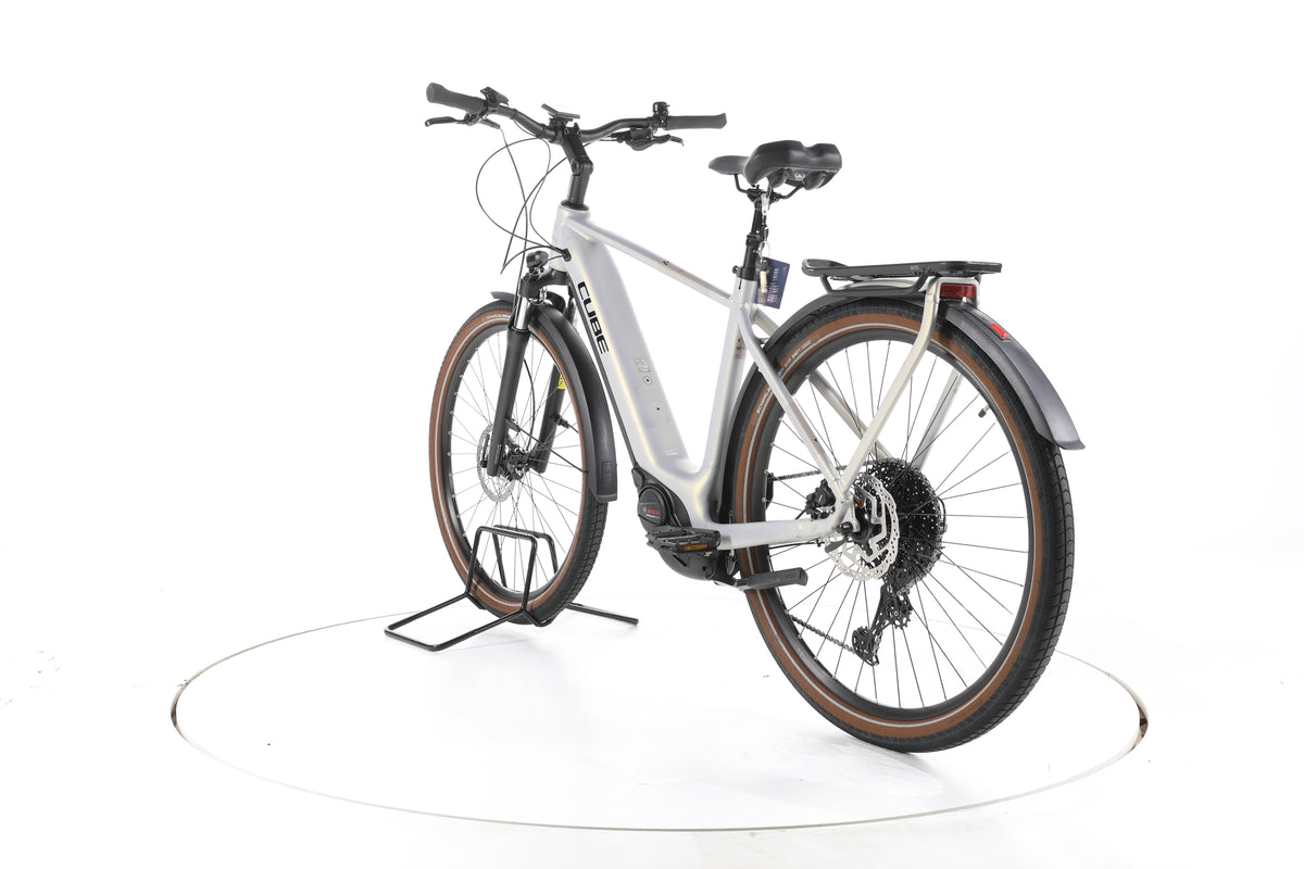 Cube Touring Hybrid Pro 625 Trekking E-Bike - Image 9
