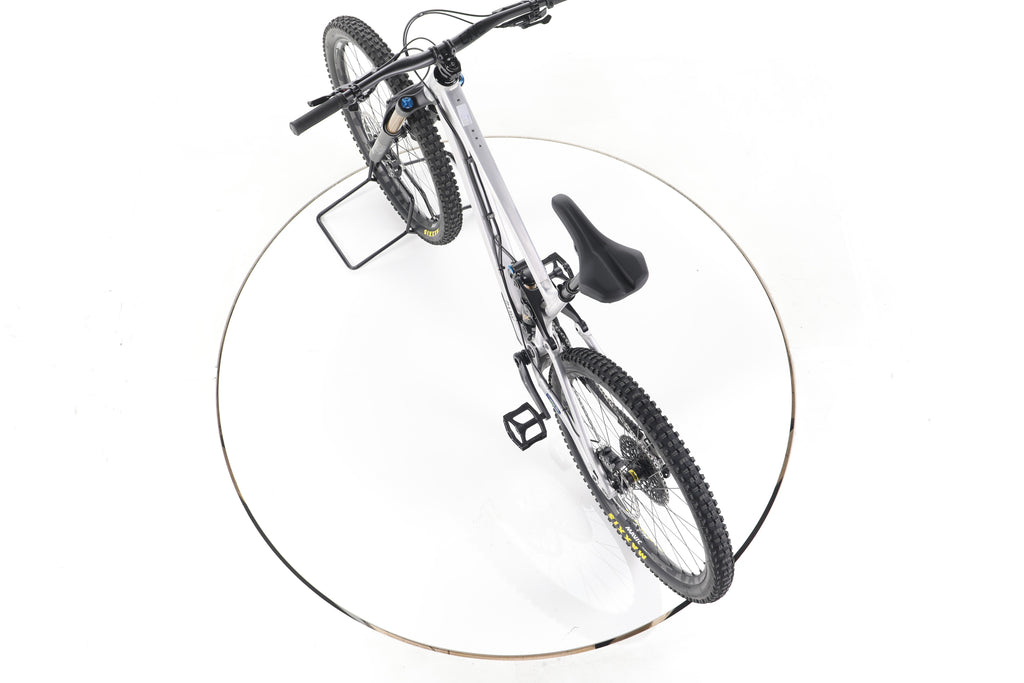 RAAW Madonna V3 Fahrrad Fully - Image 21