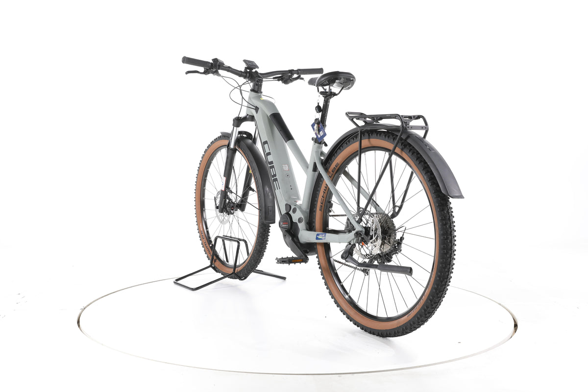 Cube Reaction Hybrid Performance Trekking E-Bike - Image 9
