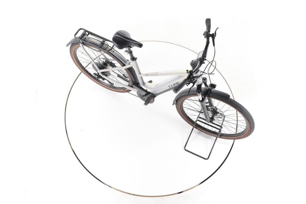 Cube Touring Hybrid Pro 625 Trekking E-Bike - Image 14
