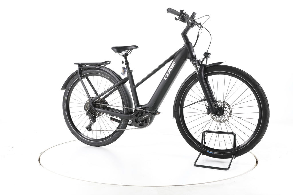 Cube Touring Hybrid Pro 625 Trekking E-Bike 2024 - Image 2