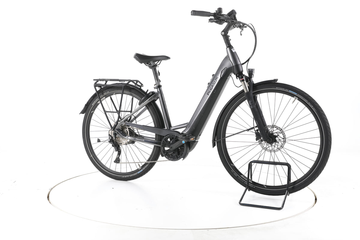 Pegasus Premio Evo 10 Lite Trekking E-Bike Tiefeinsteiger - Image 2