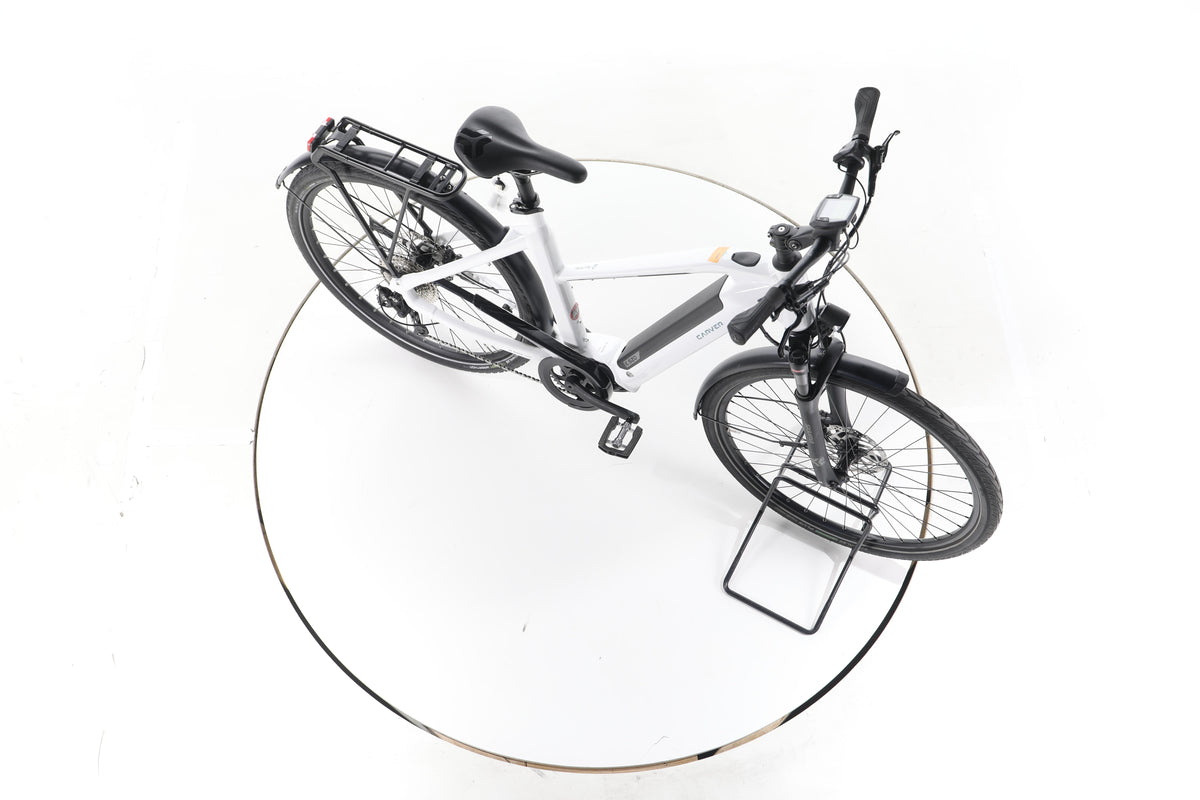 Carver Route E.520 Trekking E-Bike - Image 14