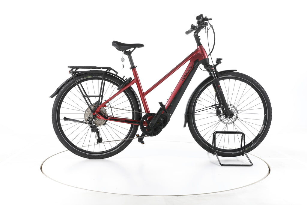 Pegasus Premio EVO 10 Trekking E-Bike - Image 1