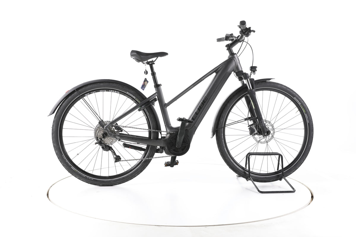 Cube Nuride Hybrid Performance Trekking E-Bike 2024 - Image 1
