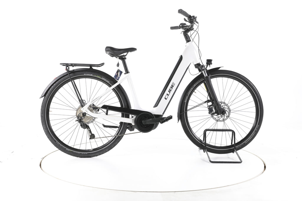 Cube Supreme Sport Hybrid EXC Trekking E-Bike Tiefeinsteiger - Image 1