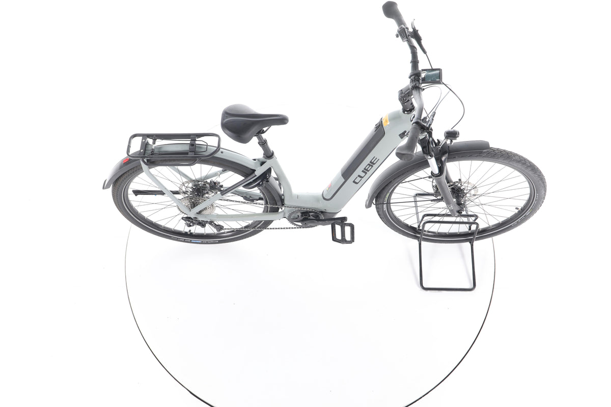 Cube Kathmandu Hybrid ONE Trekking E-Bike Tiefeinsteiger - Image 13