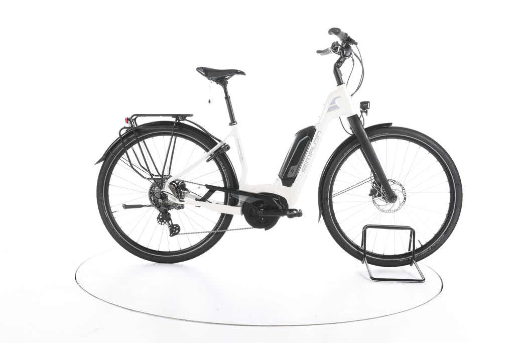 Simplon Chenoa Trekking E-Bike Tiefeinsteiger Carbon - Image 1