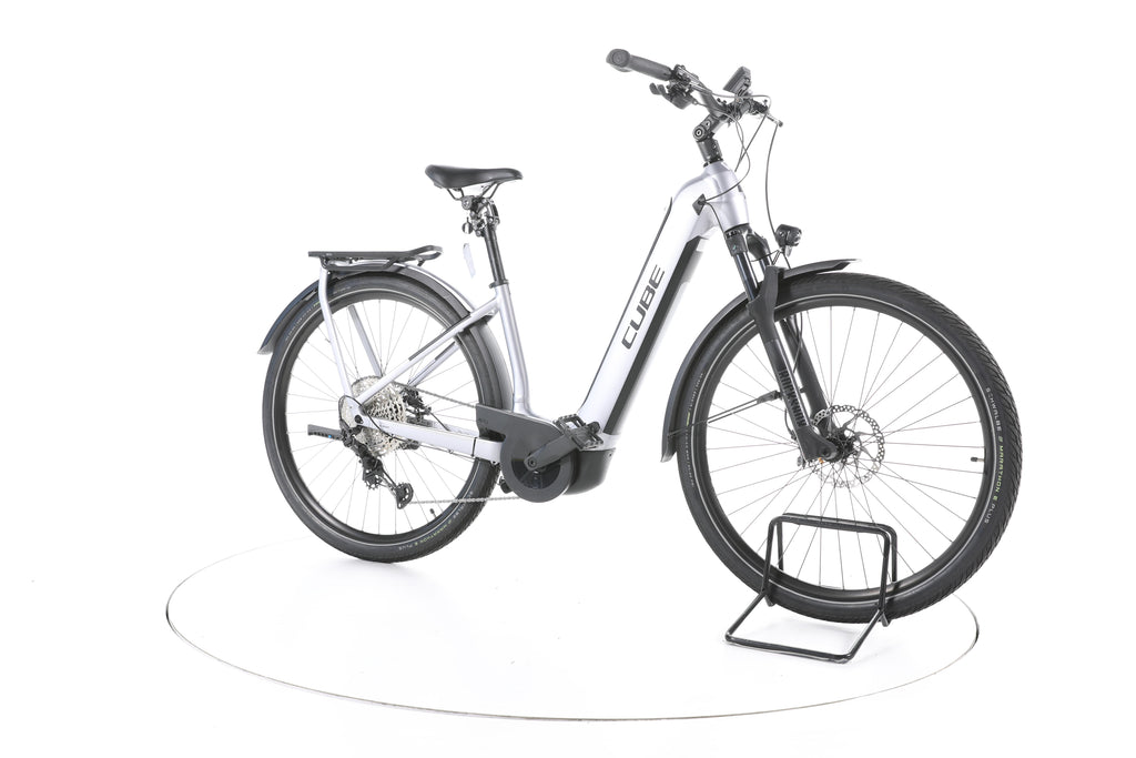 Cube Kathmandu Hybrid SLX Trekking E-Bike Tiefeinsteiger - Image 2