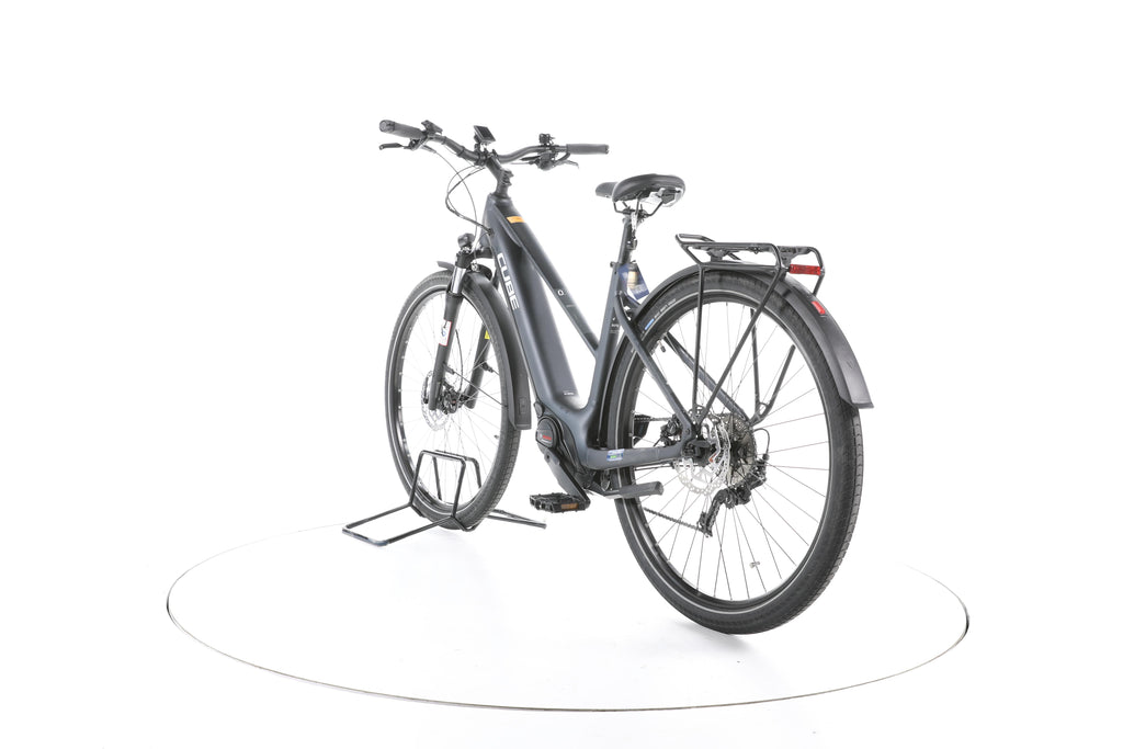 Cube Touring Hybrid One Trekking E-Bike - Image 9