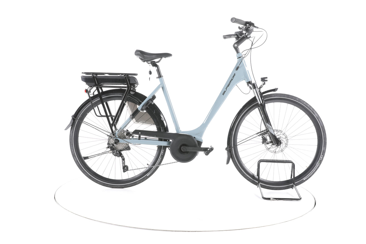 Superior SBT 300 Trekking E-Bike Tiefeinsteiger - Image 1
