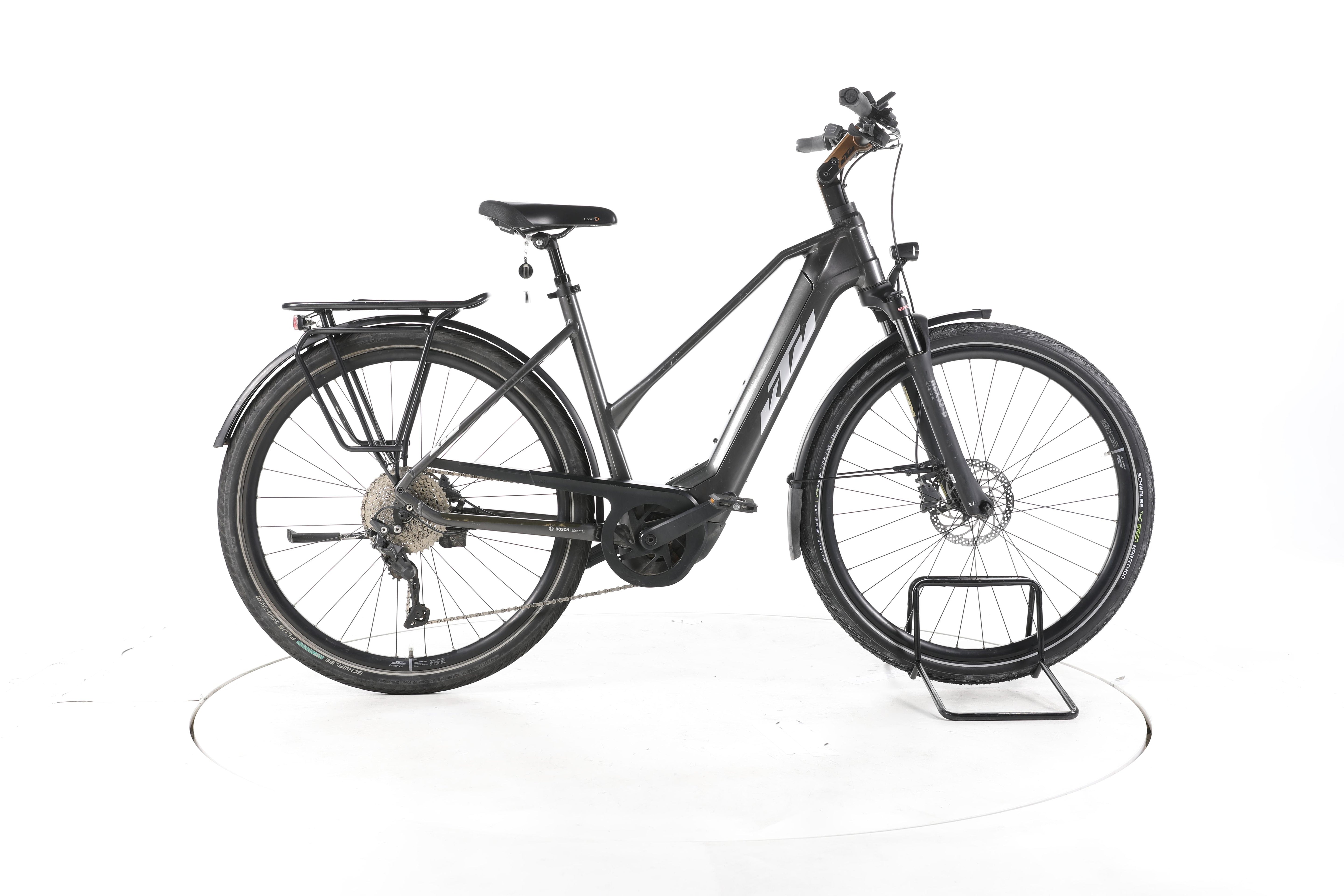 KTM Macina Style 740 Trekking E-Bike - Image 1
