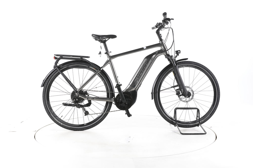 Giant Explore E+3 Trekking E-Bike - Image 1