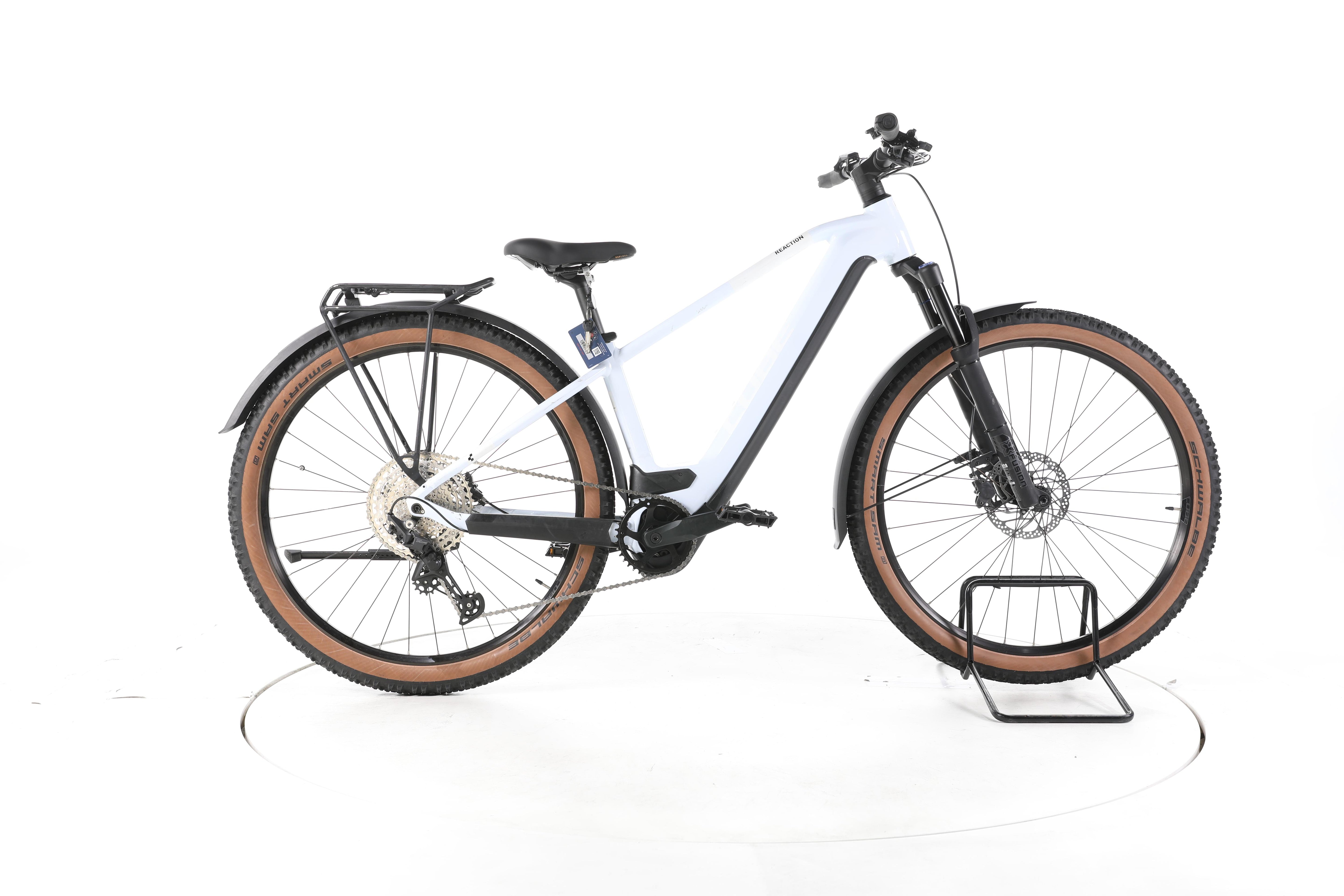Cube Reaction Hybrid Pro Trekking E-Bike - Image 1