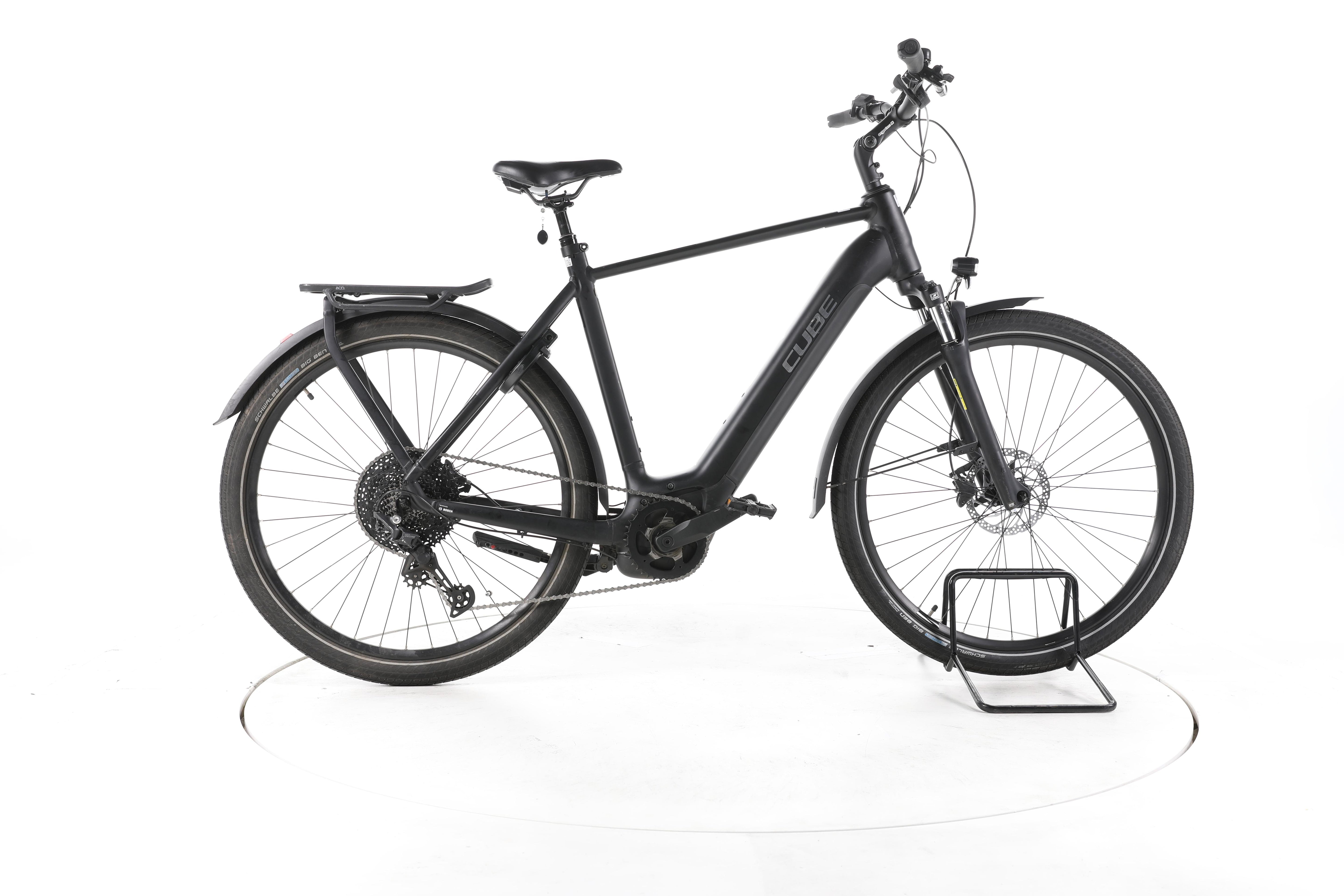 Cube Touring Hybrid Pro Trekking E-Bike - Image 1