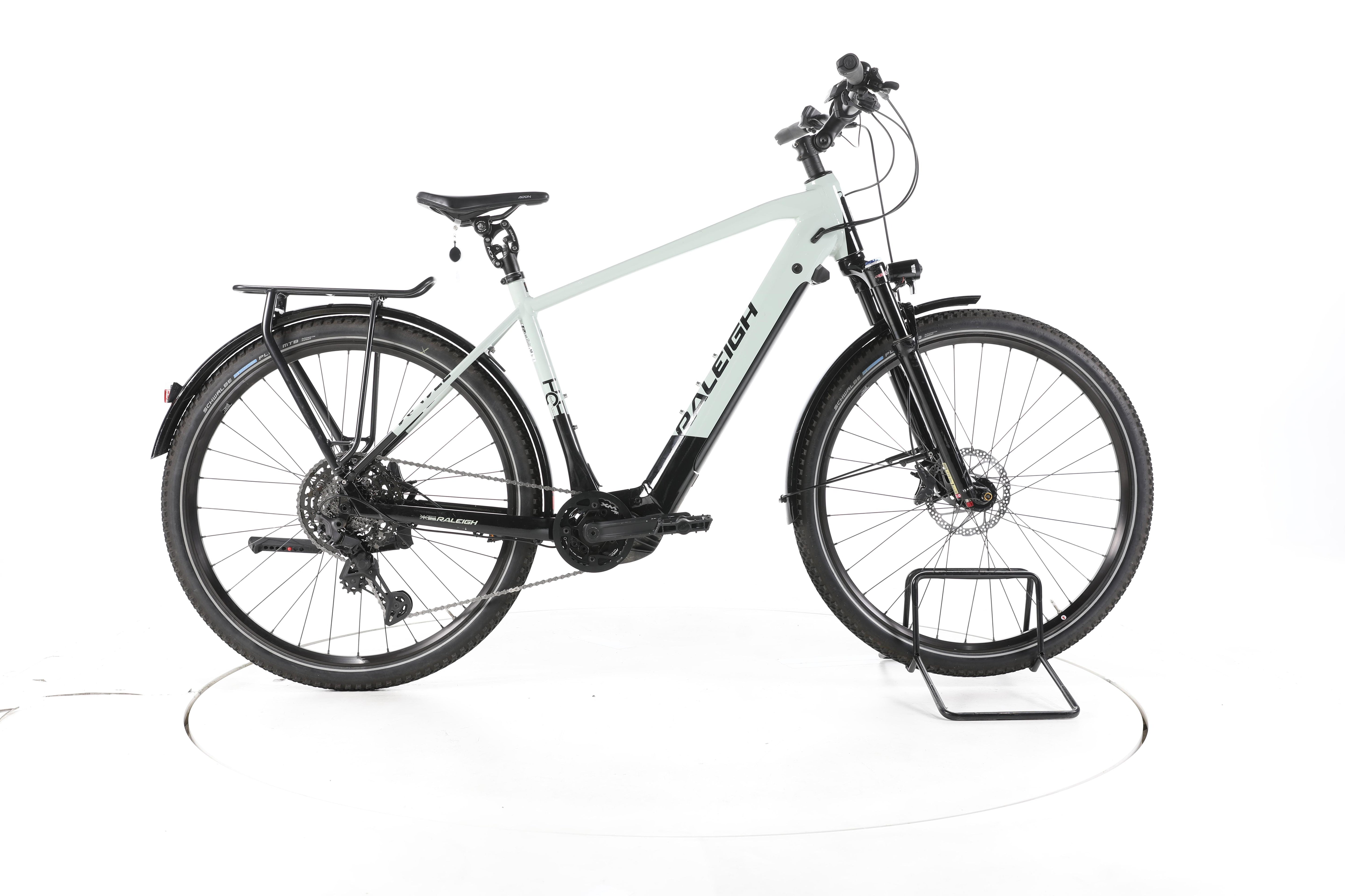 Raleigh DUNDEE 11 Trekking E-Bike - Image 1