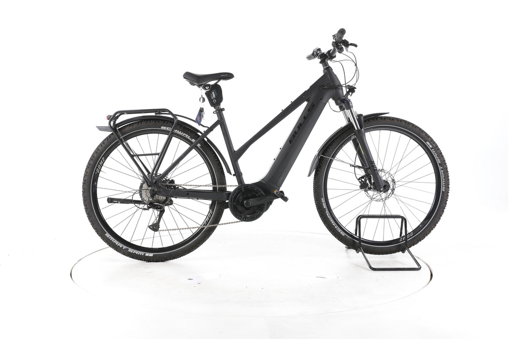 Bulls Cross Flyer Evo 1 Trekking E-Bike - Image 1