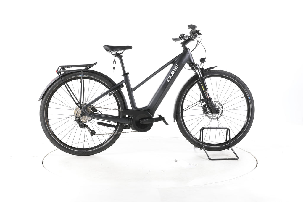 Cube Touring Hybrid ONE Trekking E-Bike - Image 1