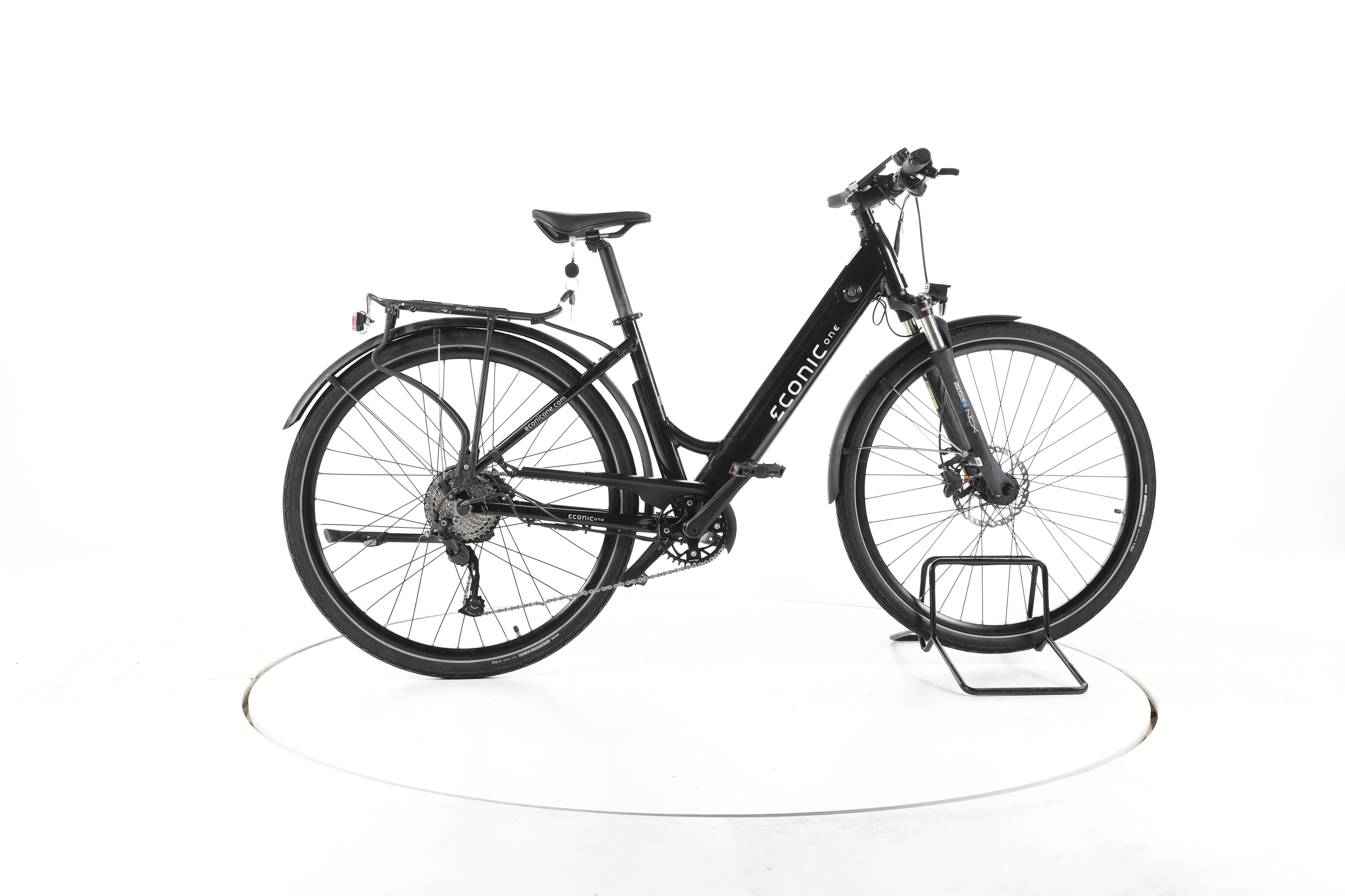 Econic One Comfort Trekking E-Bike Tiefeinsteiger - Image 1
