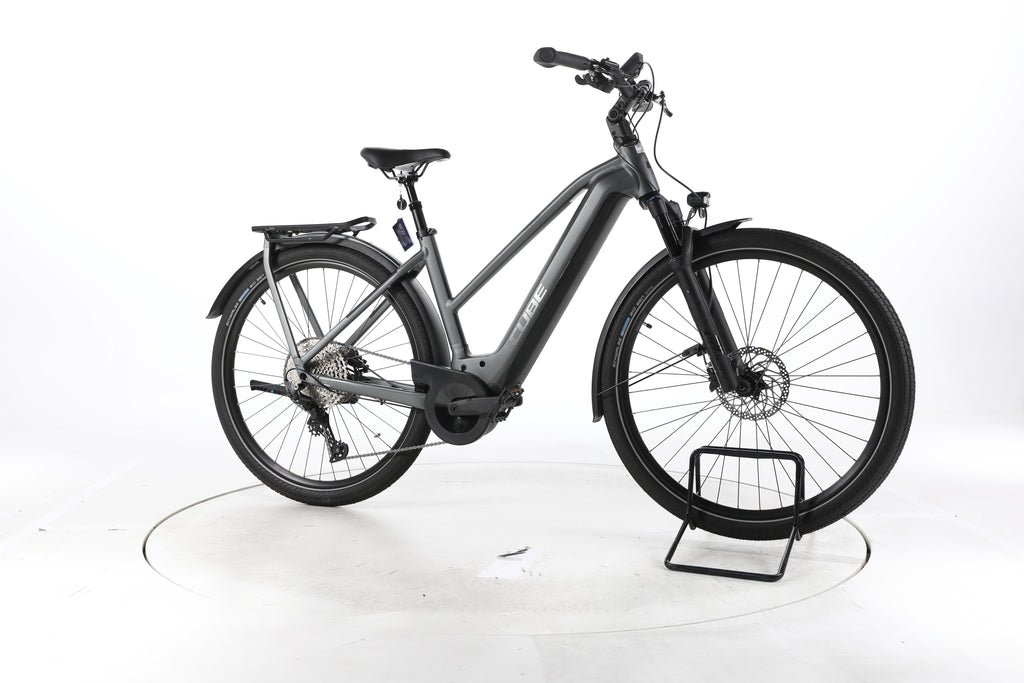 Cube Kathmandu Hybrid Pro Trekking E-Bike - Image 2