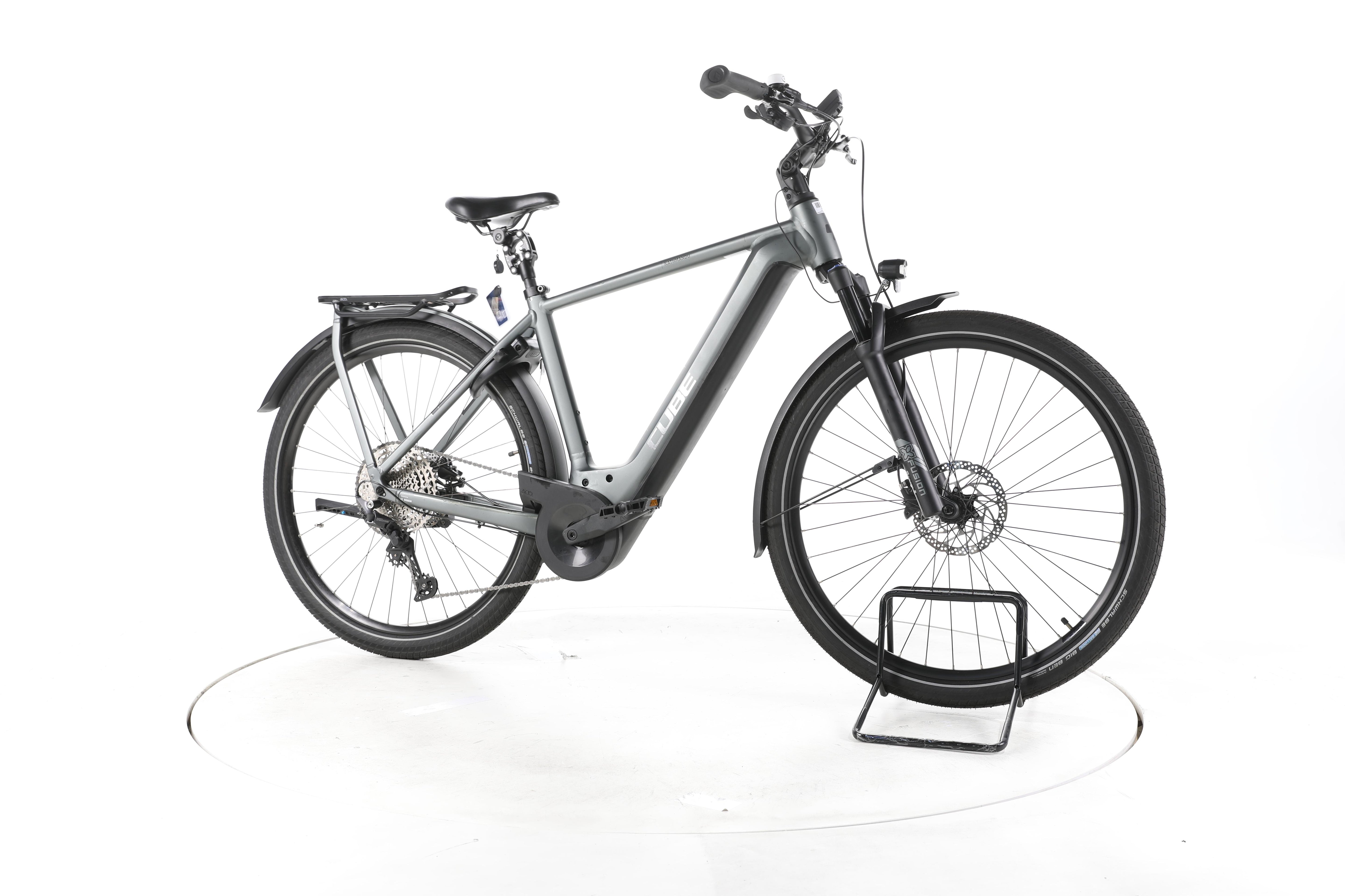Cube Kathmandu Hybrid Pro Trekking E-Bike - Image 2