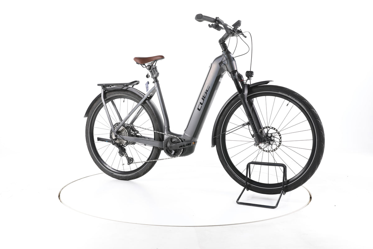Cube Kathmandu Hybrid SLT Trekking E-Bike Tiefeinsteiger - Image 2