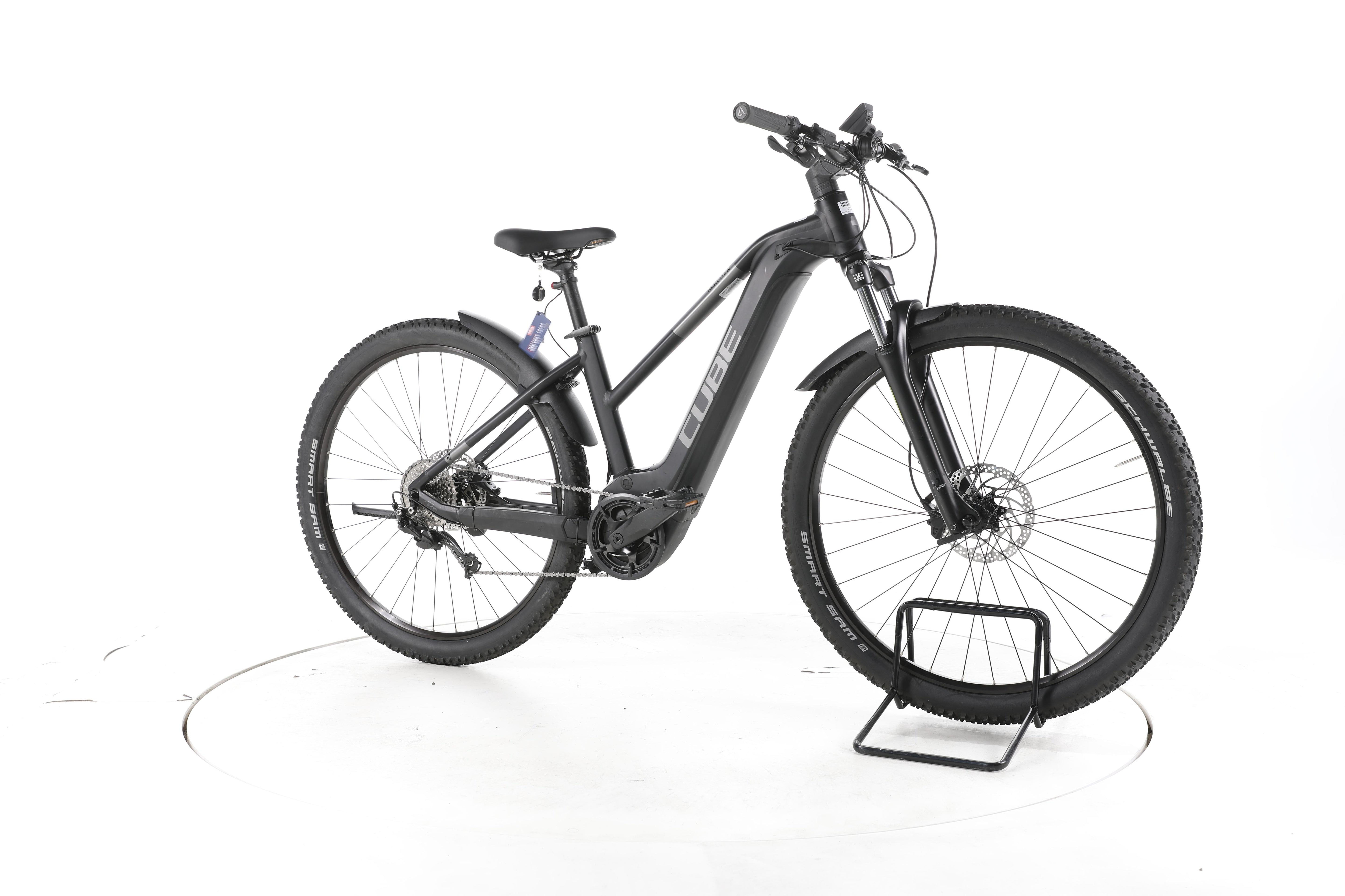 Cube Reaction Hybrid Performance Trekking E-Bike - Image 2