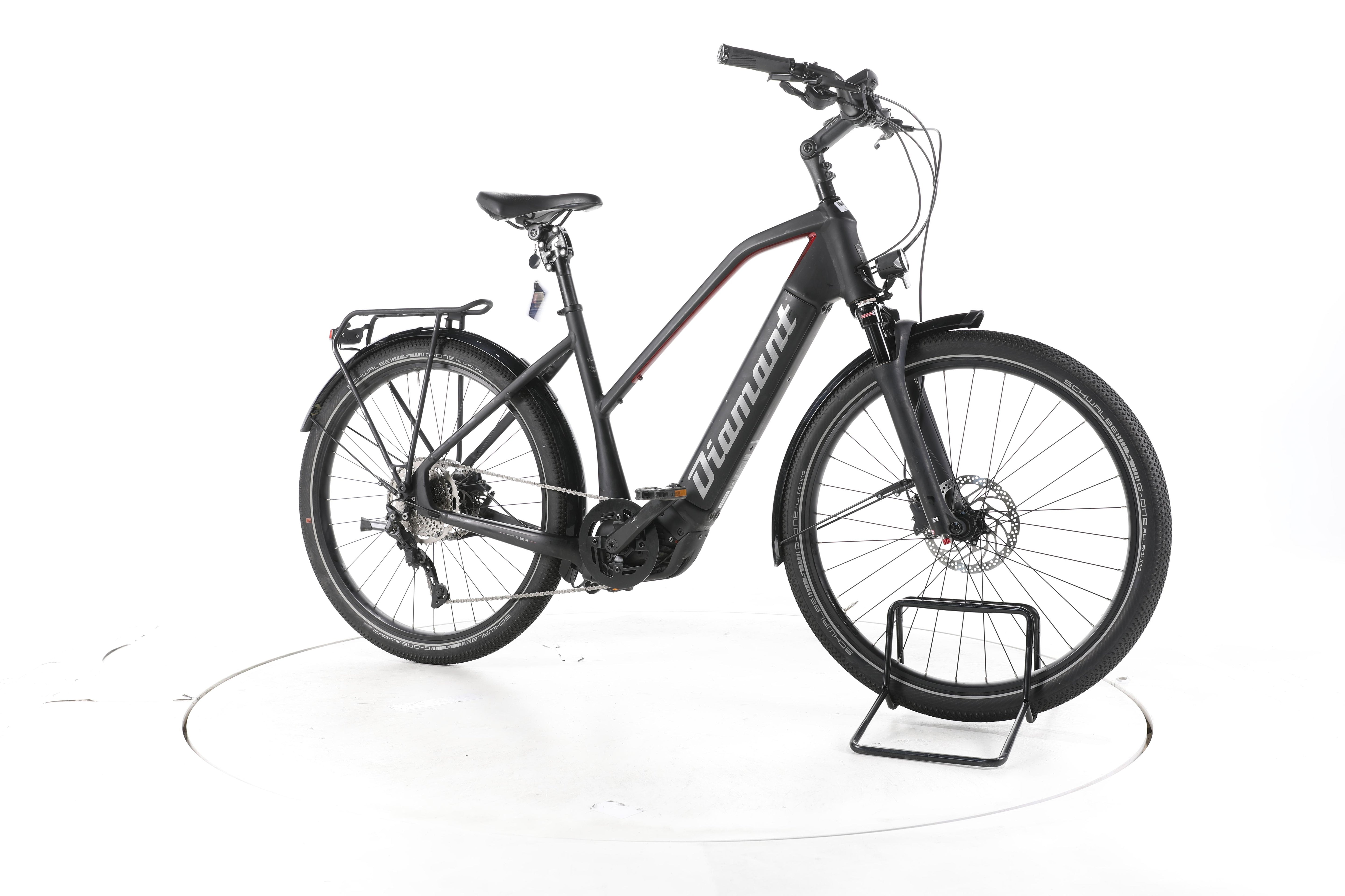 Diamant Zouma Deluxe+ Trekking E-Bike - Image 2