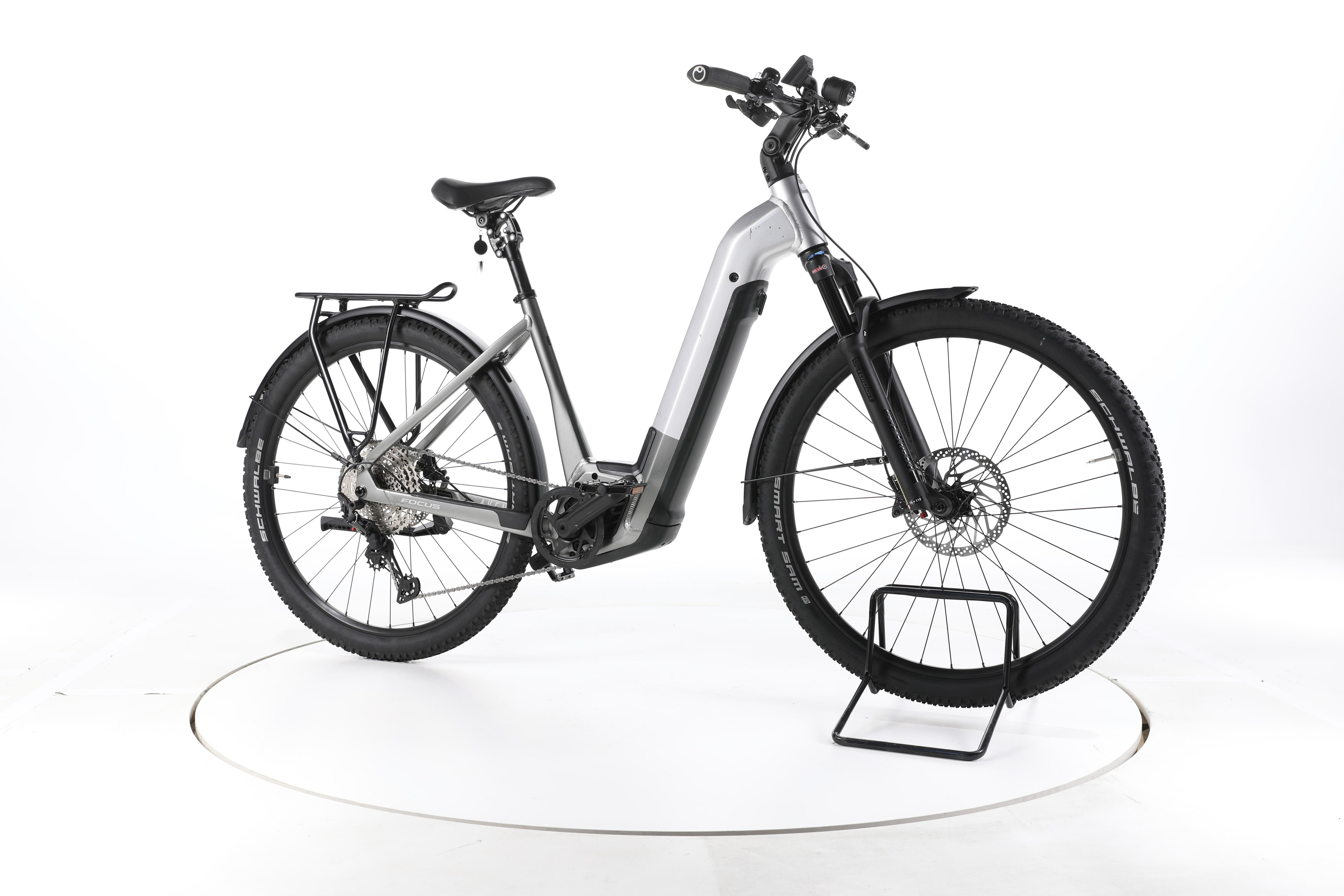 Focus AVENTURA² 6.9 Trekking E-Bike Tiefeinsteiger 2024 - Image 2