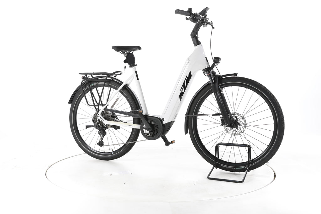 KTM Cento 10 Plus Trekking E-Bike Tiefeinsteiger 2024 - Image 2