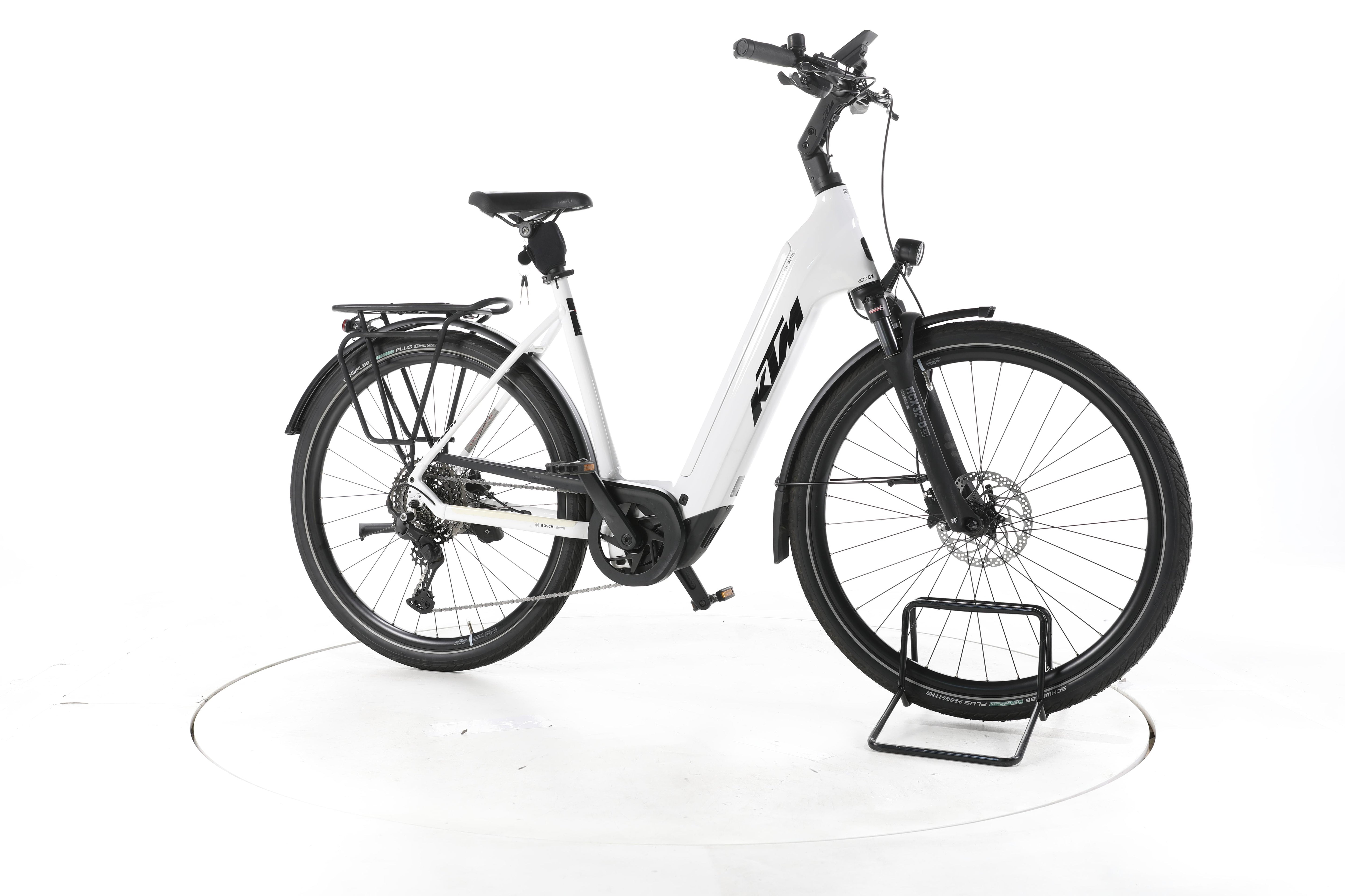 KTM Cento 10 Plus Trekking E-Bike Tiefeinsteiger 2024 - Image 2